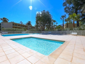  Apartment Les Eucalyptus  Гольф Жюан
